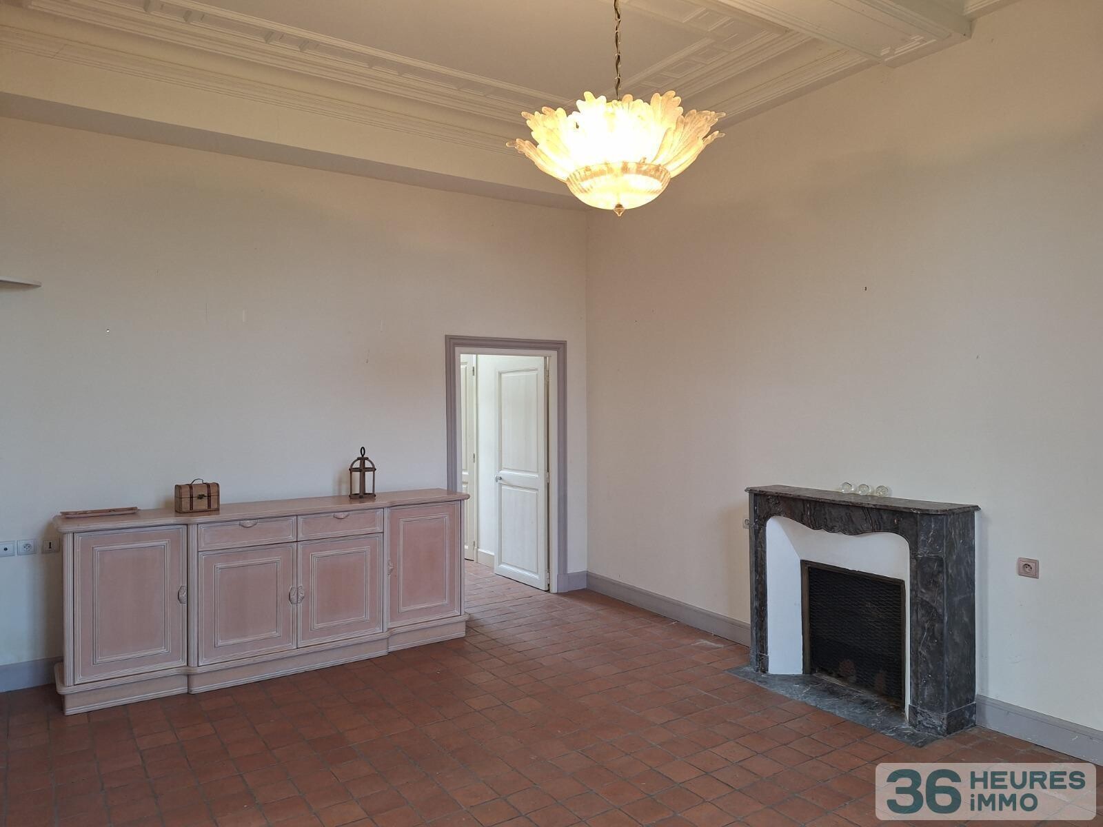 VENTE PROPRIETE en Centre-ville d'ERNEE, en Mayenne