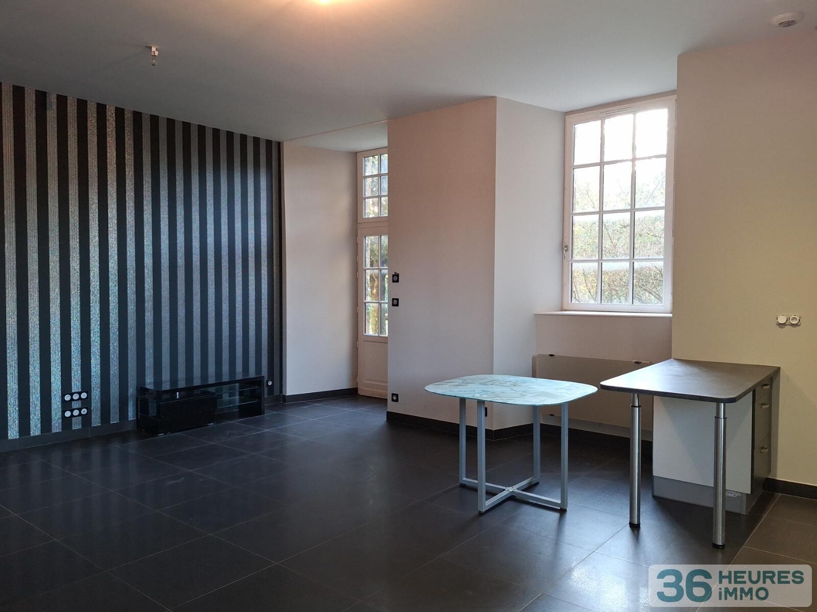 VENTE PROPRIETE en Centre-ville d'ERNEE, en Mayenne