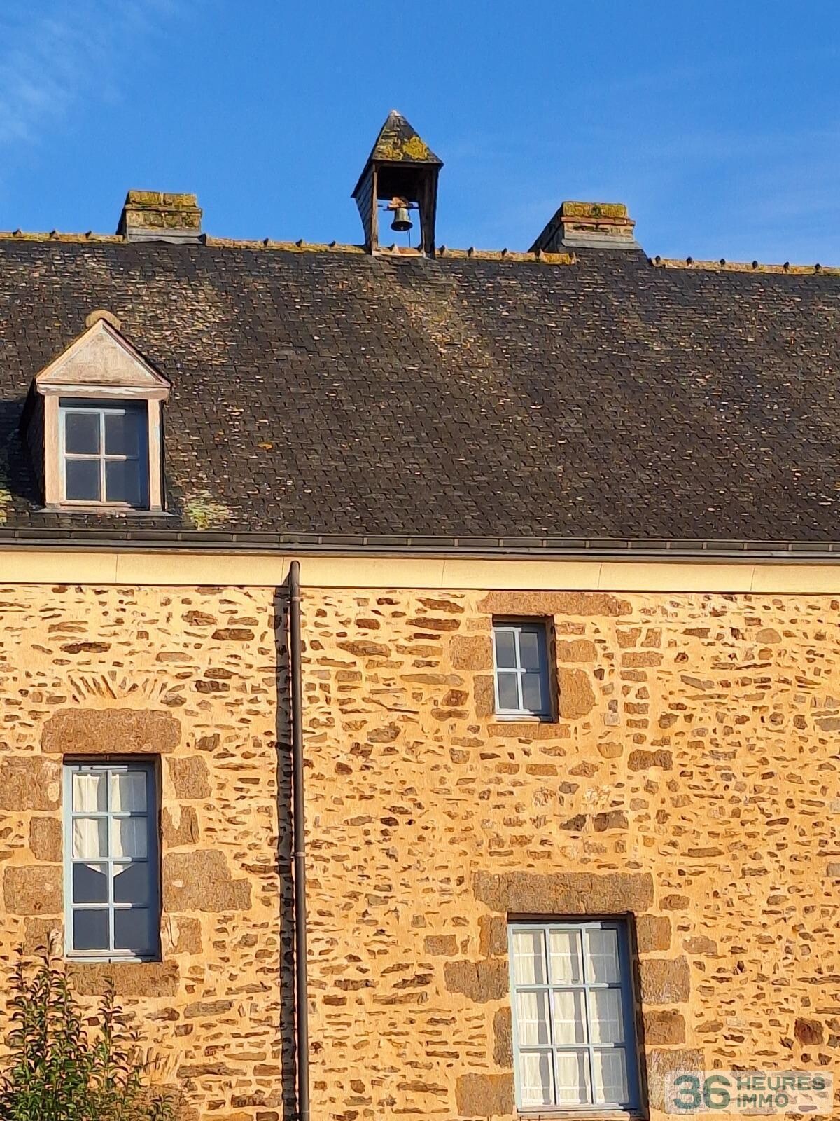 VENTE PROPRIETE en Centre-ville d'ERNEE, en Mayenne