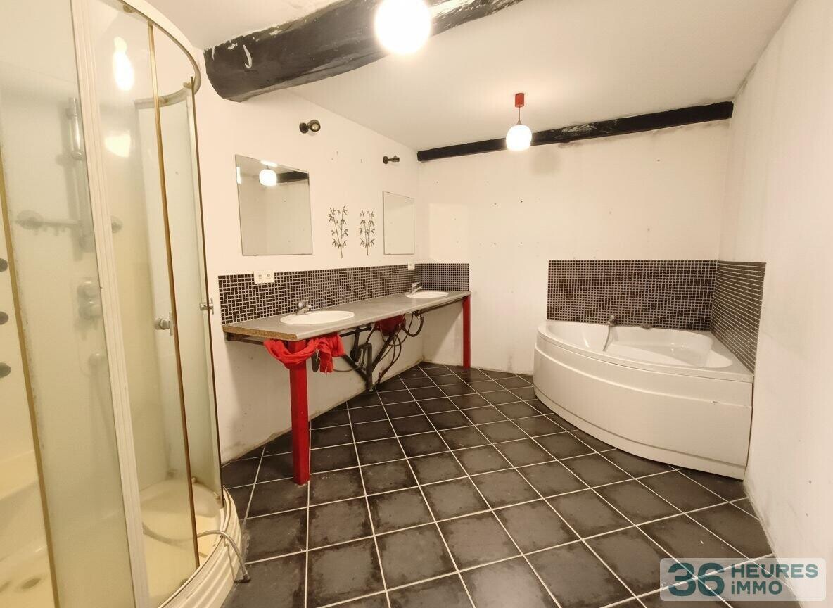 Longère à rénover à Saint Amand Longpré