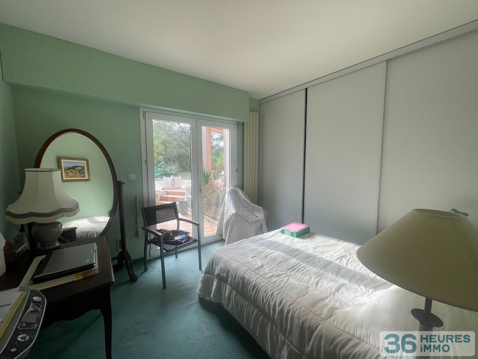 VILLA 6 PIECES DE 176 M2 ENV SUR 3040 M2 TERRAIN PISCINE