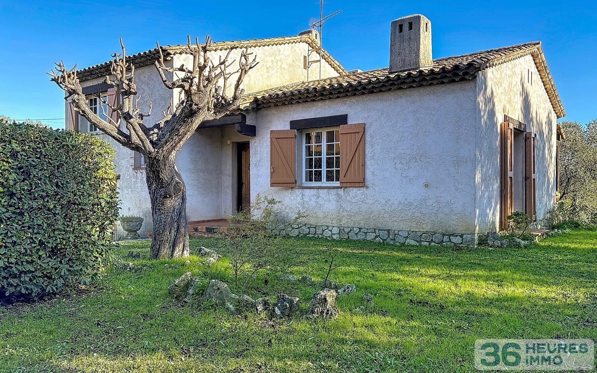 Villa individuelle à pied du village de la Roquette (limite Mougins)