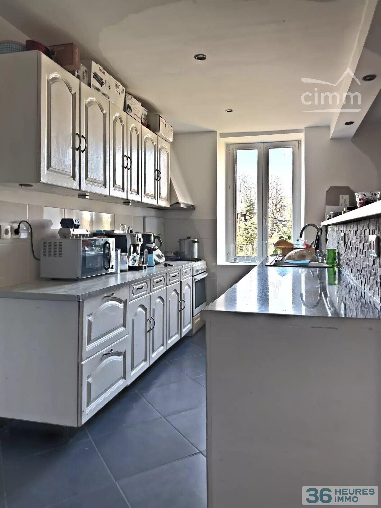 A VENDRE-Maison ancienne SUR de 1 514 m² DE TERRAIN-SECTEUR LA ROCHE EN BRENIL