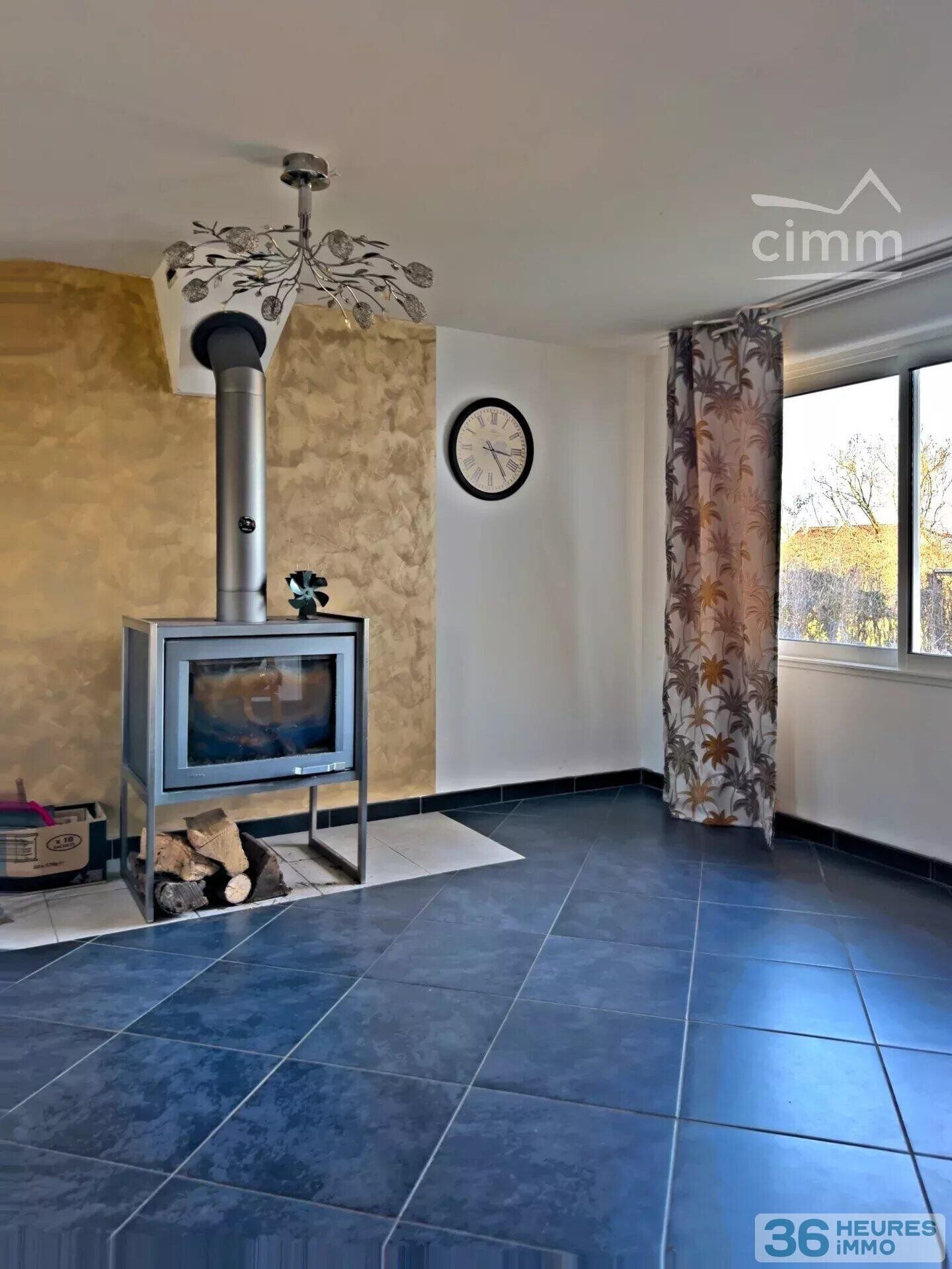 A VENDRE-Maison ancienne SUR de 1 514 m² DE TERRAIN-SECTEUR LA ROCHE EN BRENIL