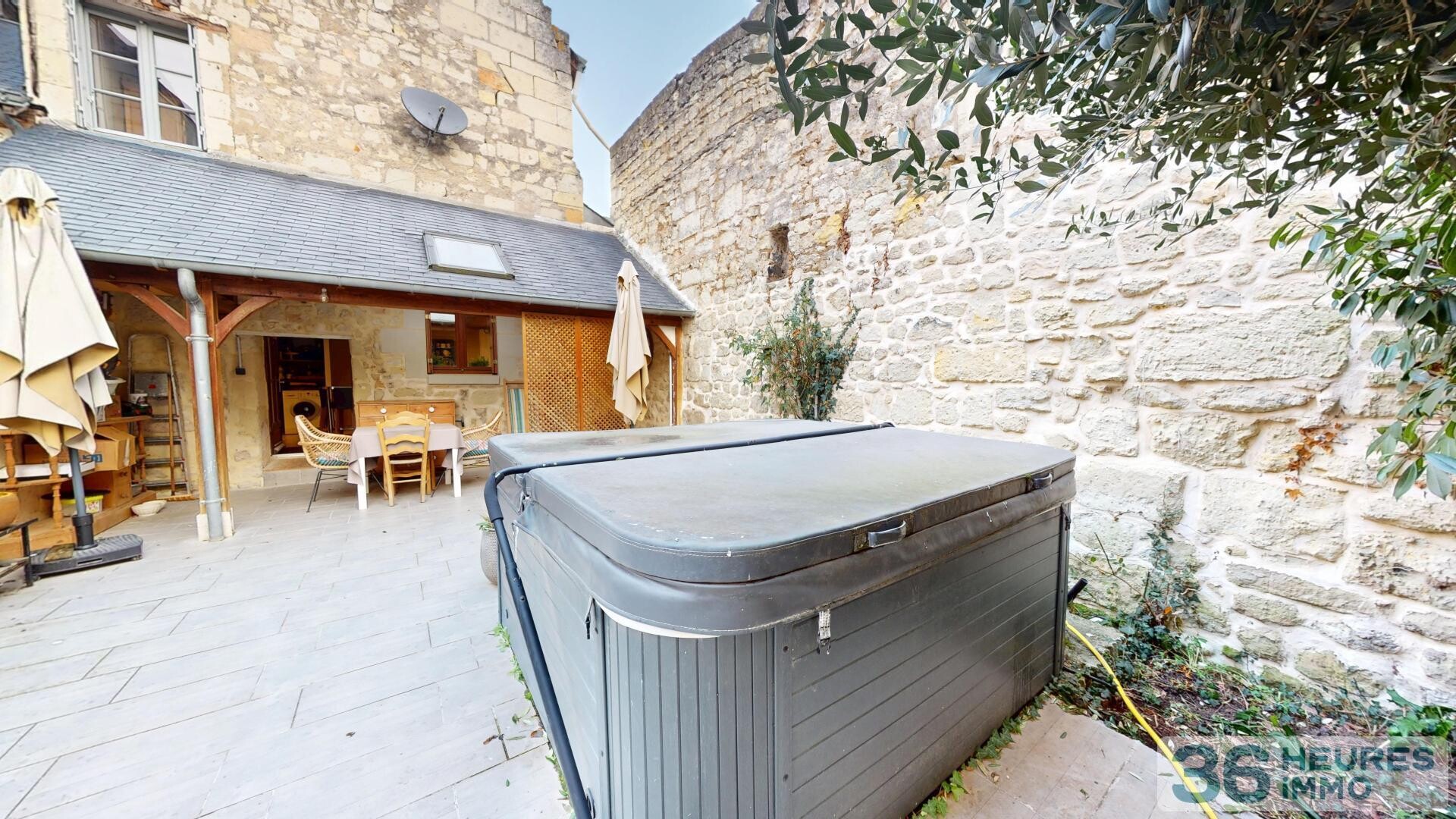 Maison de ville rénovée avec charme et authenticité