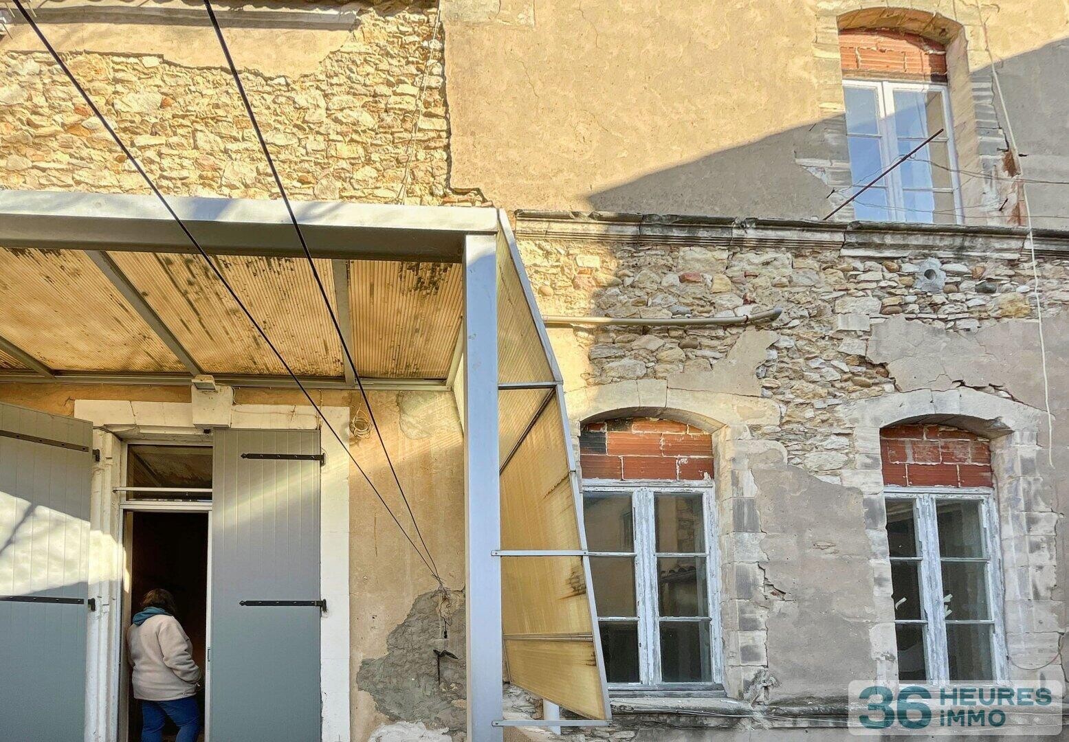 Appartement en R+1 à rénover 