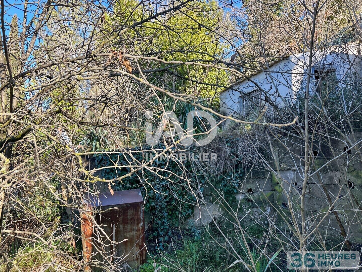 Nîmes - Quartier Route d'Uzès - mazet à rénover