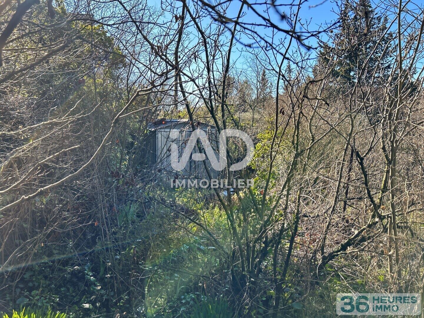 Nîmes - Quartier Route d'Uzès - mazet à rénover