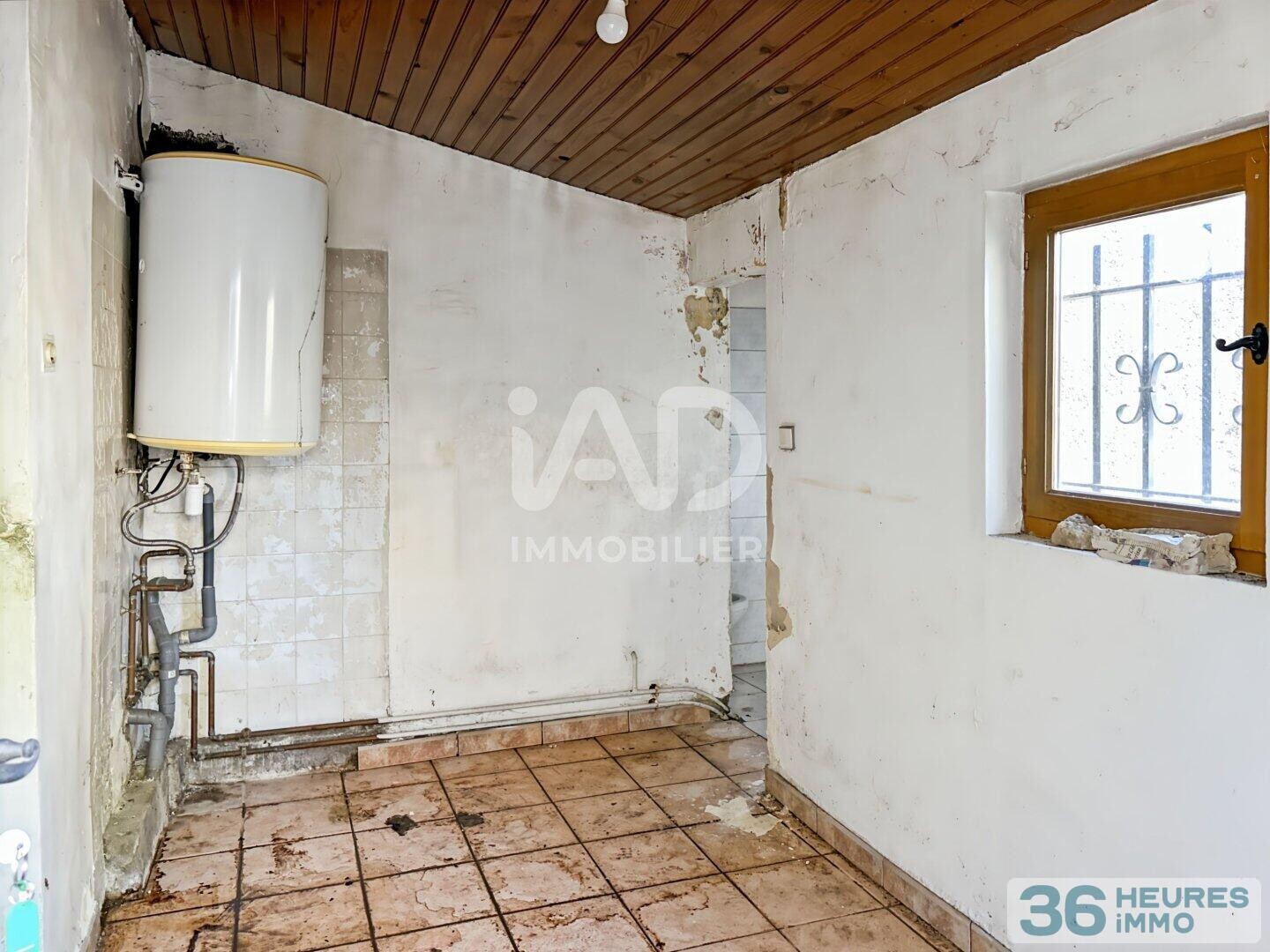 Nîmes - Quartier Route d'Uzès - mazet à rénover