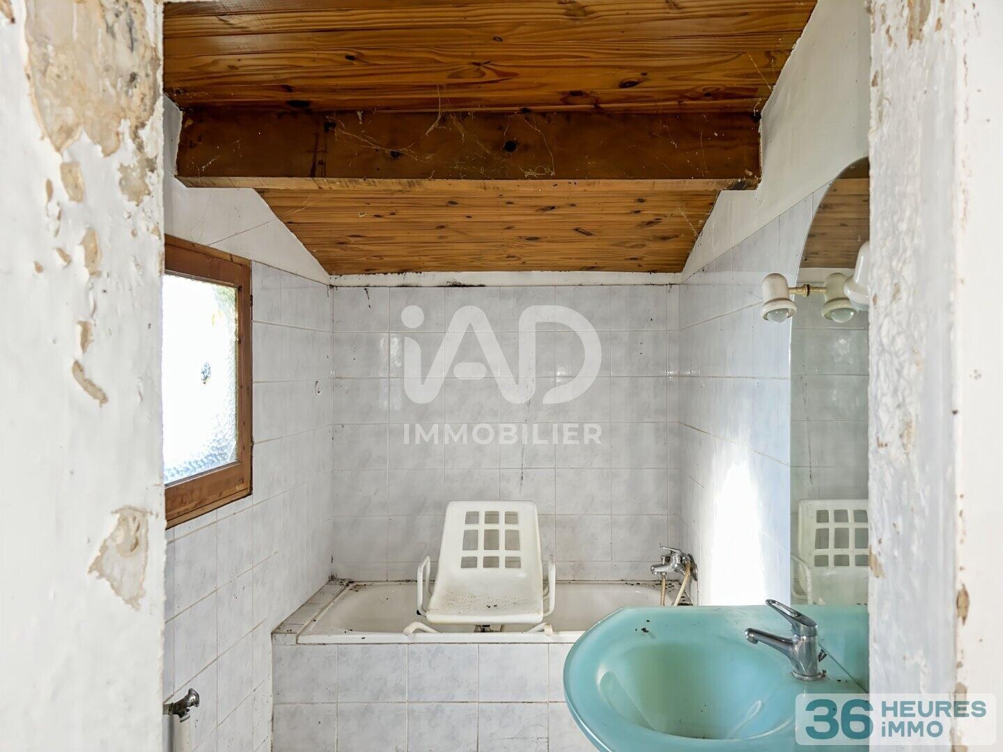 Nîmes - Quartier Route d'Uzès - mazet à rénover