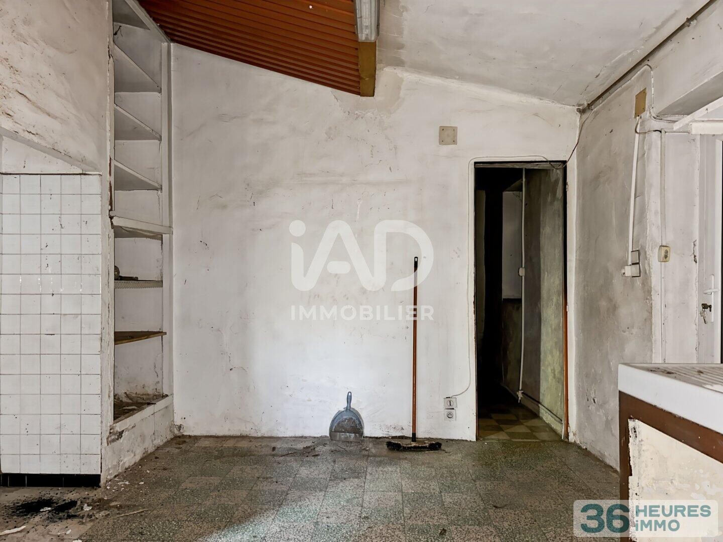 Nîmes - Quartier Route d'Uzès - mazet à rénover