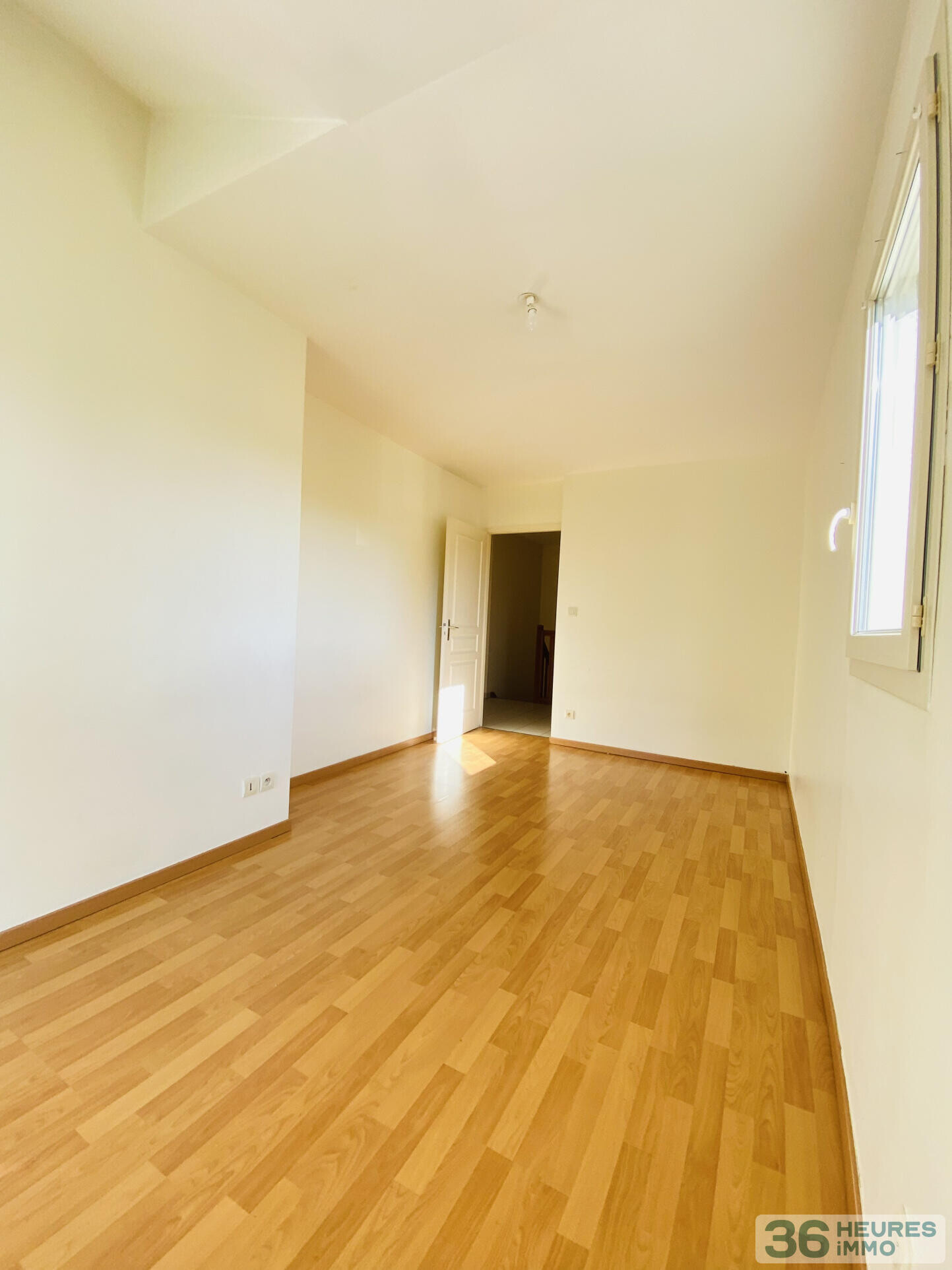 Maison mitoyenne T4 -Secteur résidentiel.