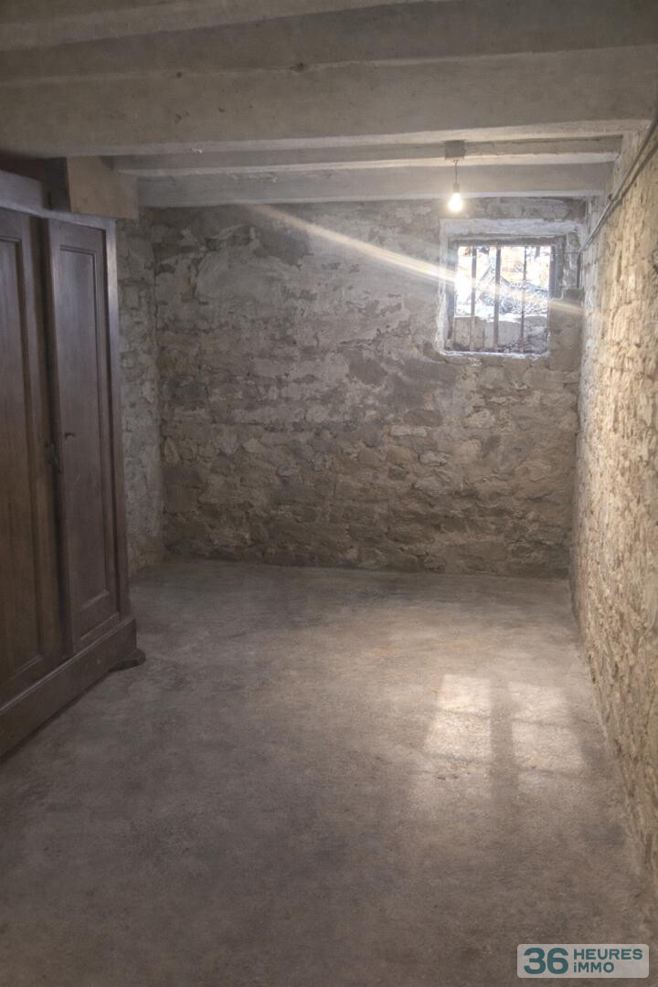 MAISON ANCIENNE EN PIERRES   MITOYENNE   FORT POTENTIEL   LE BRÛLAT DU CASTELLET