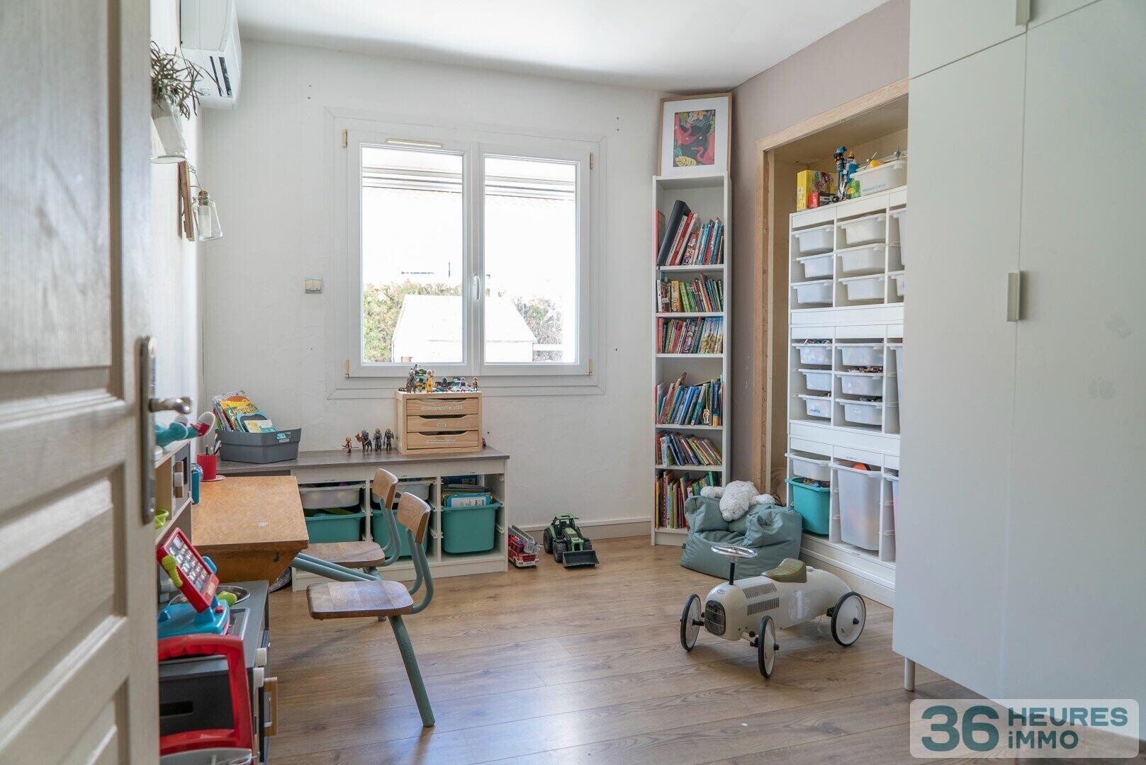 Villa 7 pièces avec piscine et studio