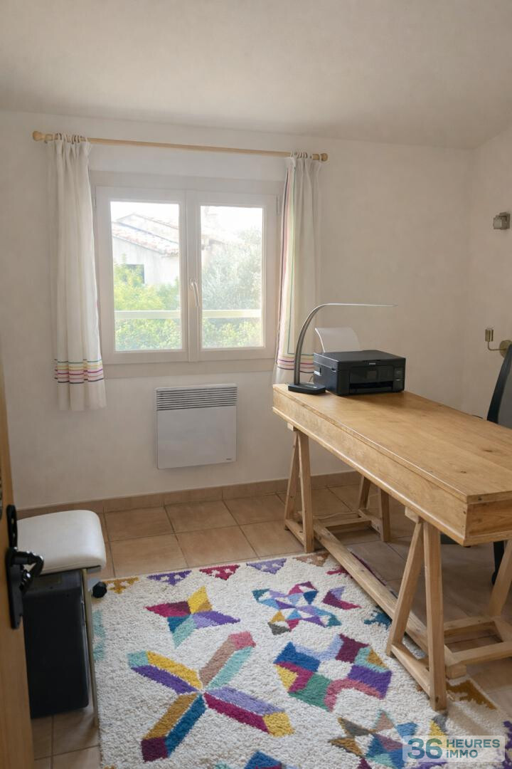 Art de vivre provençal   Propriété de charme avec piscine et dépendance  Le Beausset (83330)