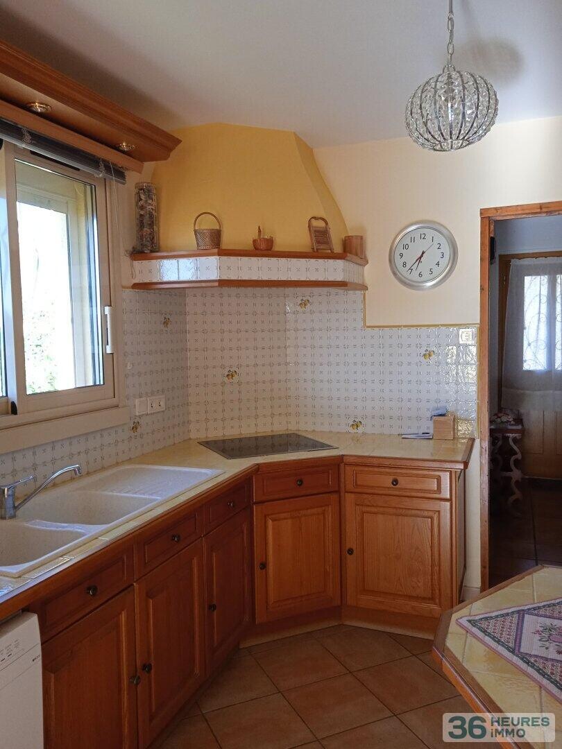 Art de vivre provençal   Propriété de charme avec piscine et dépendance  Le Beausset (83330)