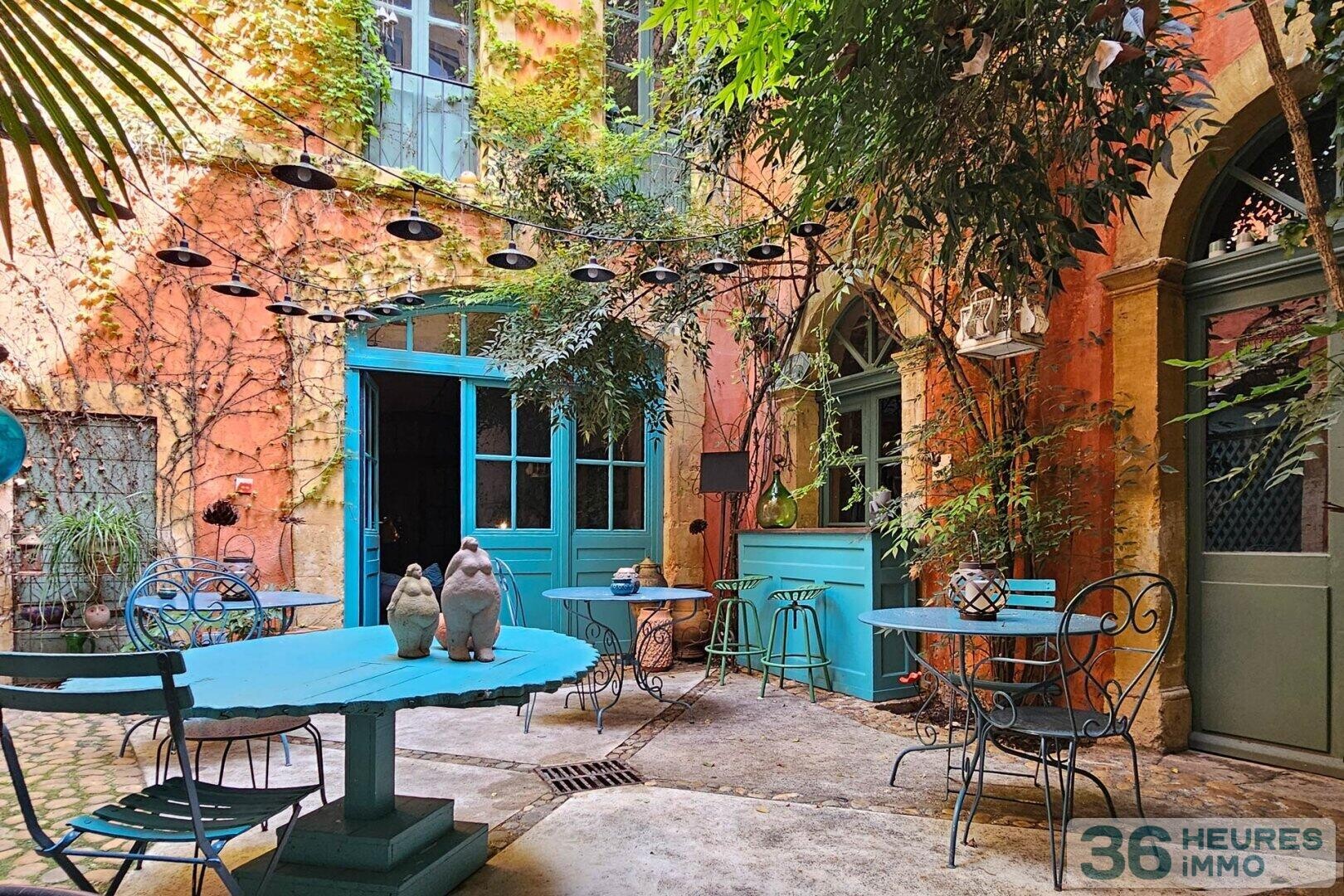 ​Hôtel particulier à Tarascon : charme & élégance en Provence