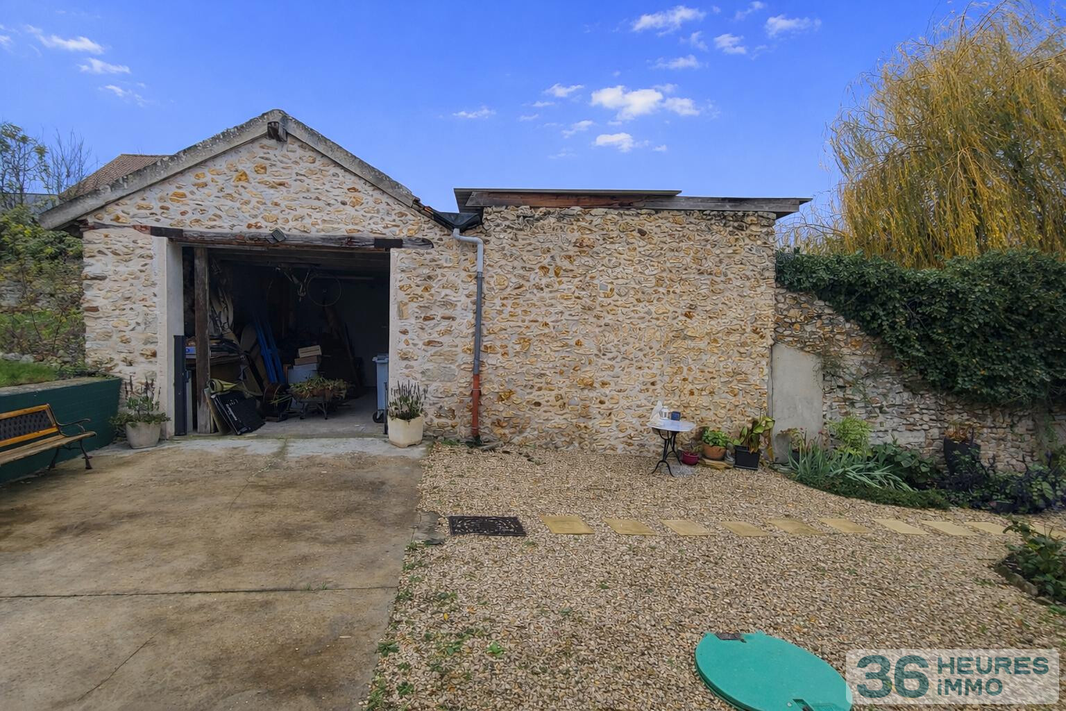 Maison à vendre-restaurant-appartement-chambres d'hôtes 