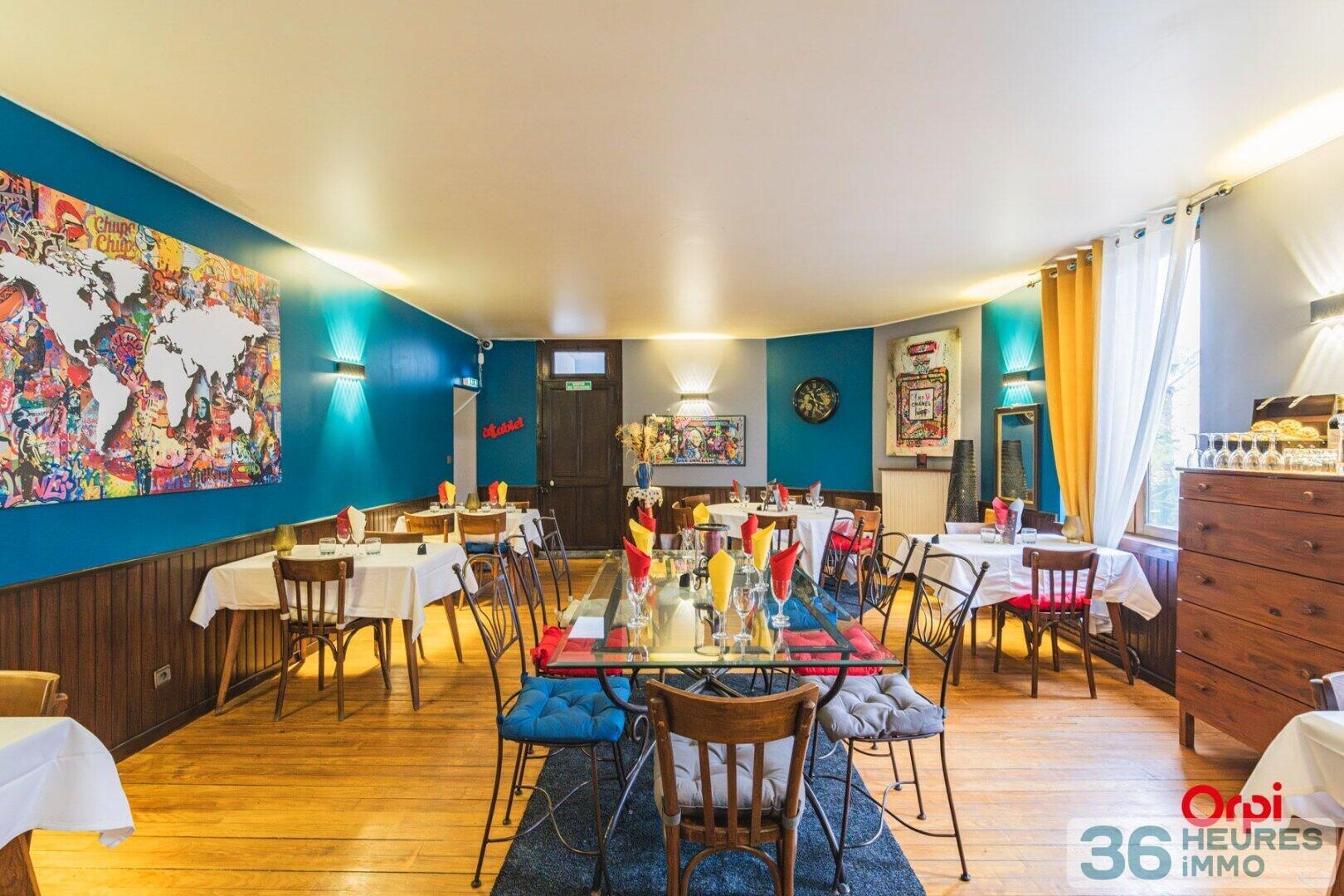 Maison à vendre-restaurant-appartement-chambres d'hôtes 