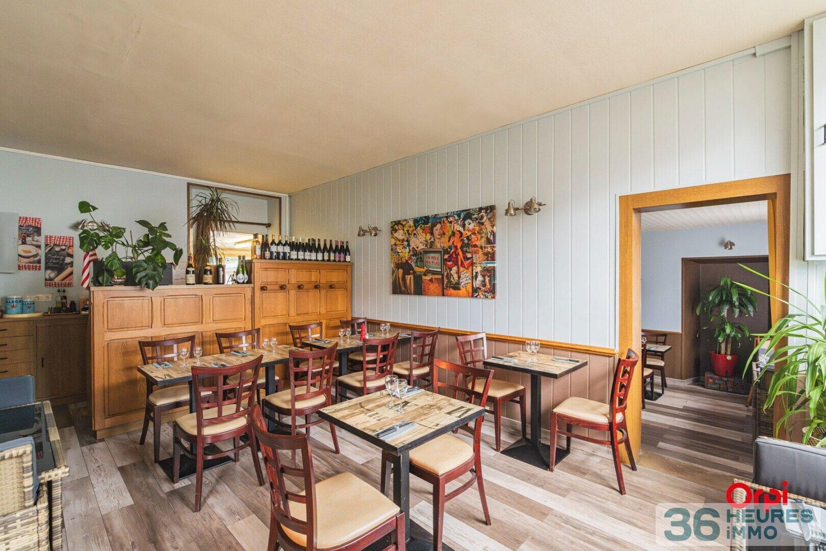 Maison à vendre-restaurant-appartement-chambres d'hôtes 