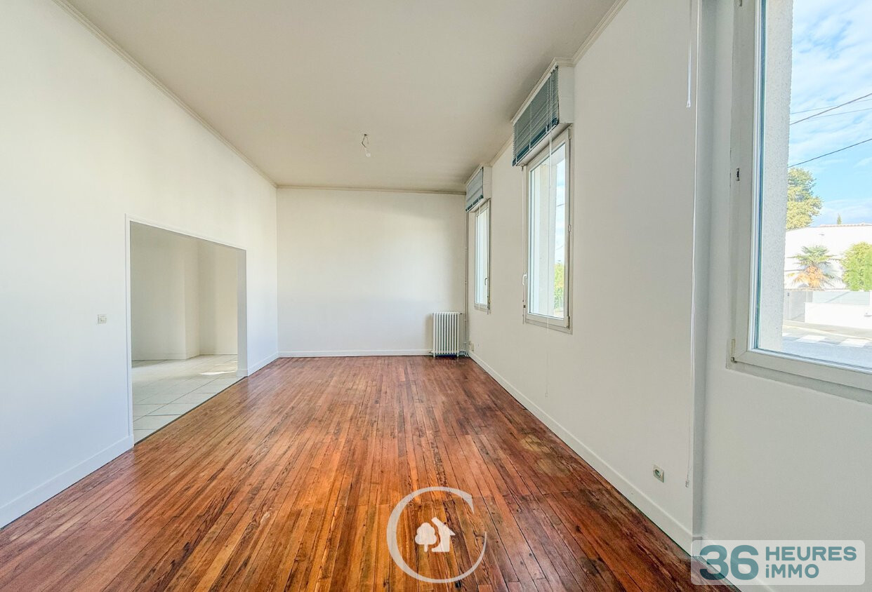 MAISON FAMILIALE T5 - 4 CHAMBRES - COUR INTERIEUR - GARAGE