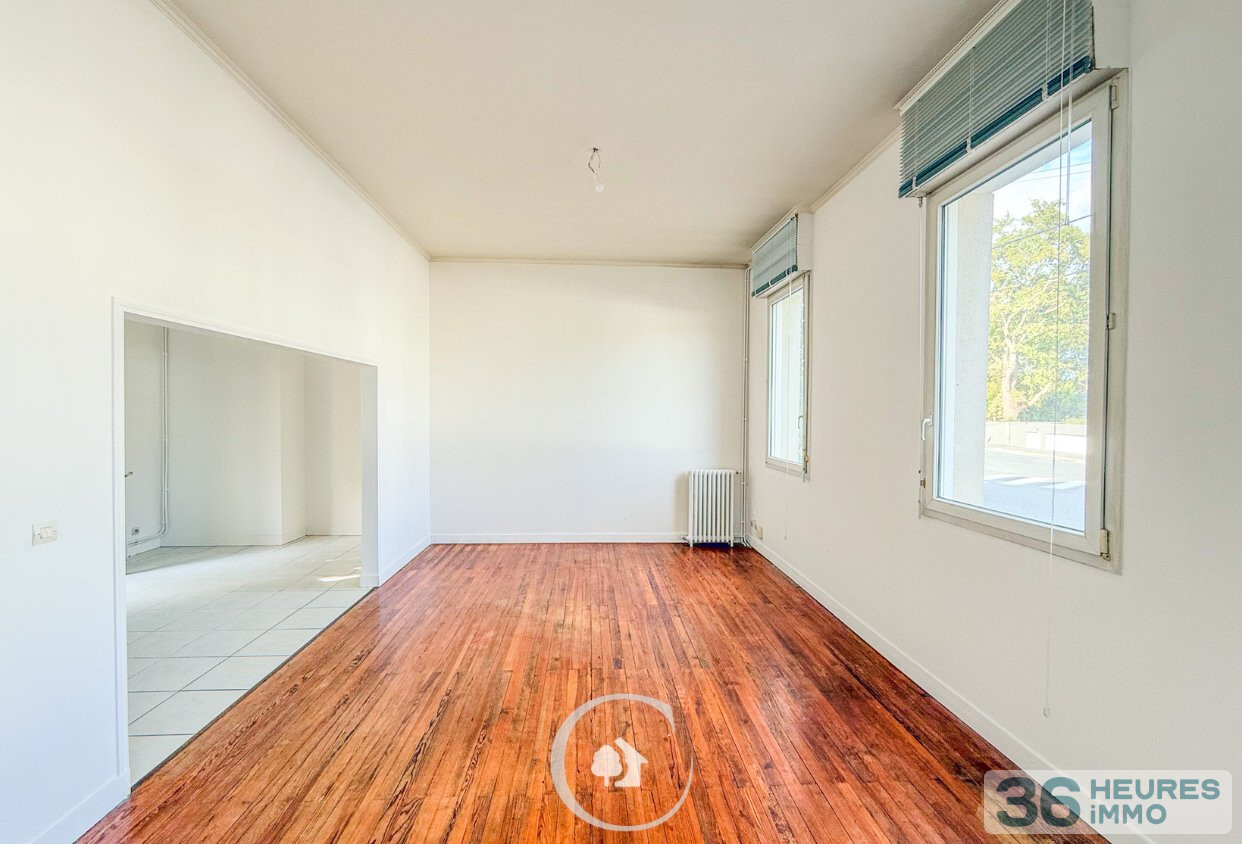 MAISON FAMILIALE T5 - 4 CHAMBRES - COUR INTERIEUR - GARAGE