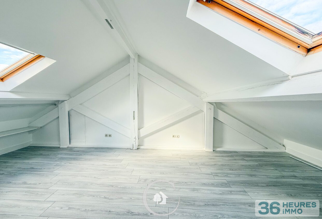 MAISON FAMILIALE T5 - 4 CHAMBRES - COUR INTERIEUR - GARAGE