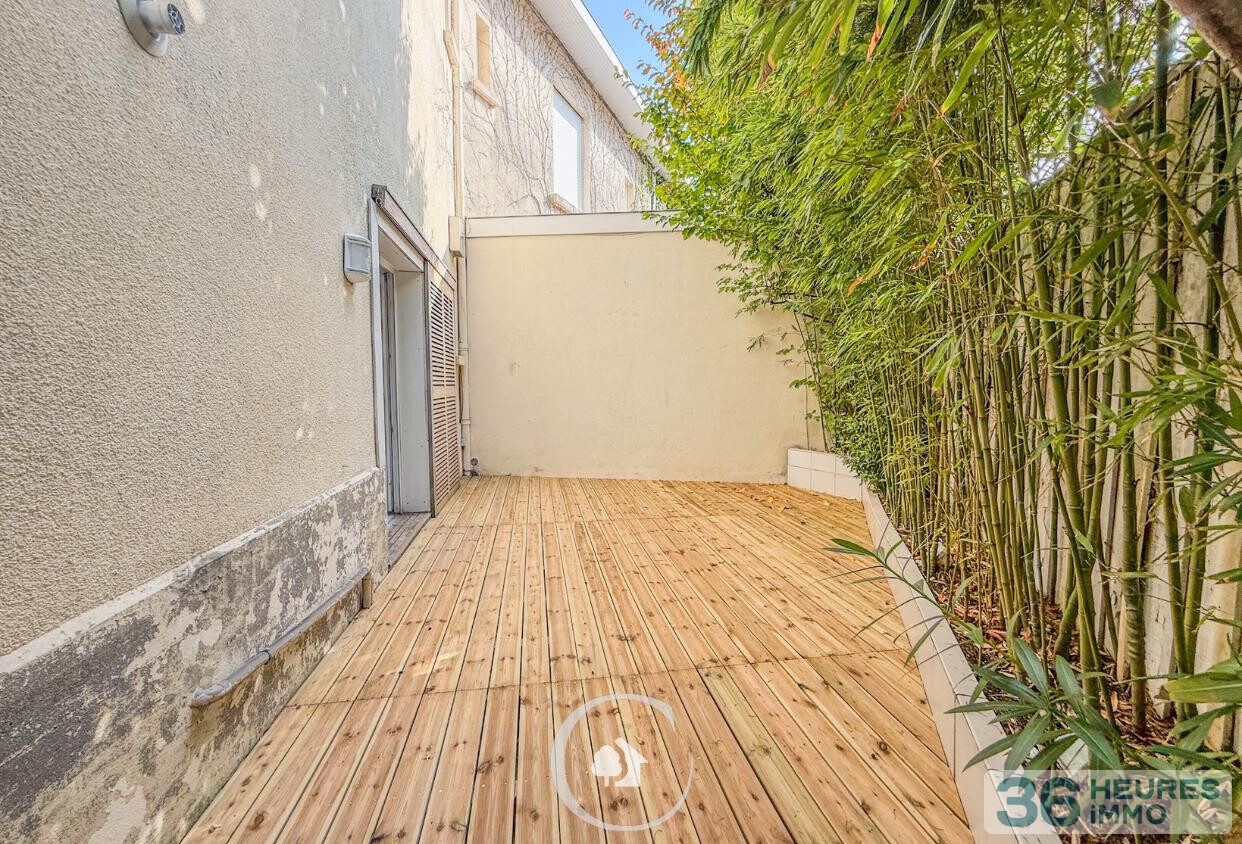 MAISON FAMILIALE T5 - 4 CHAMBRES - COUR INTERIEUR - GARAGE