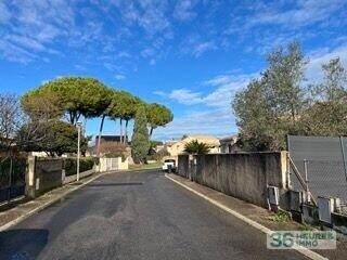Terrain constructible de 700m2
