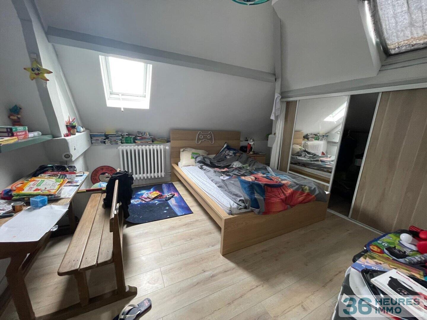 Maison avec grand terrain