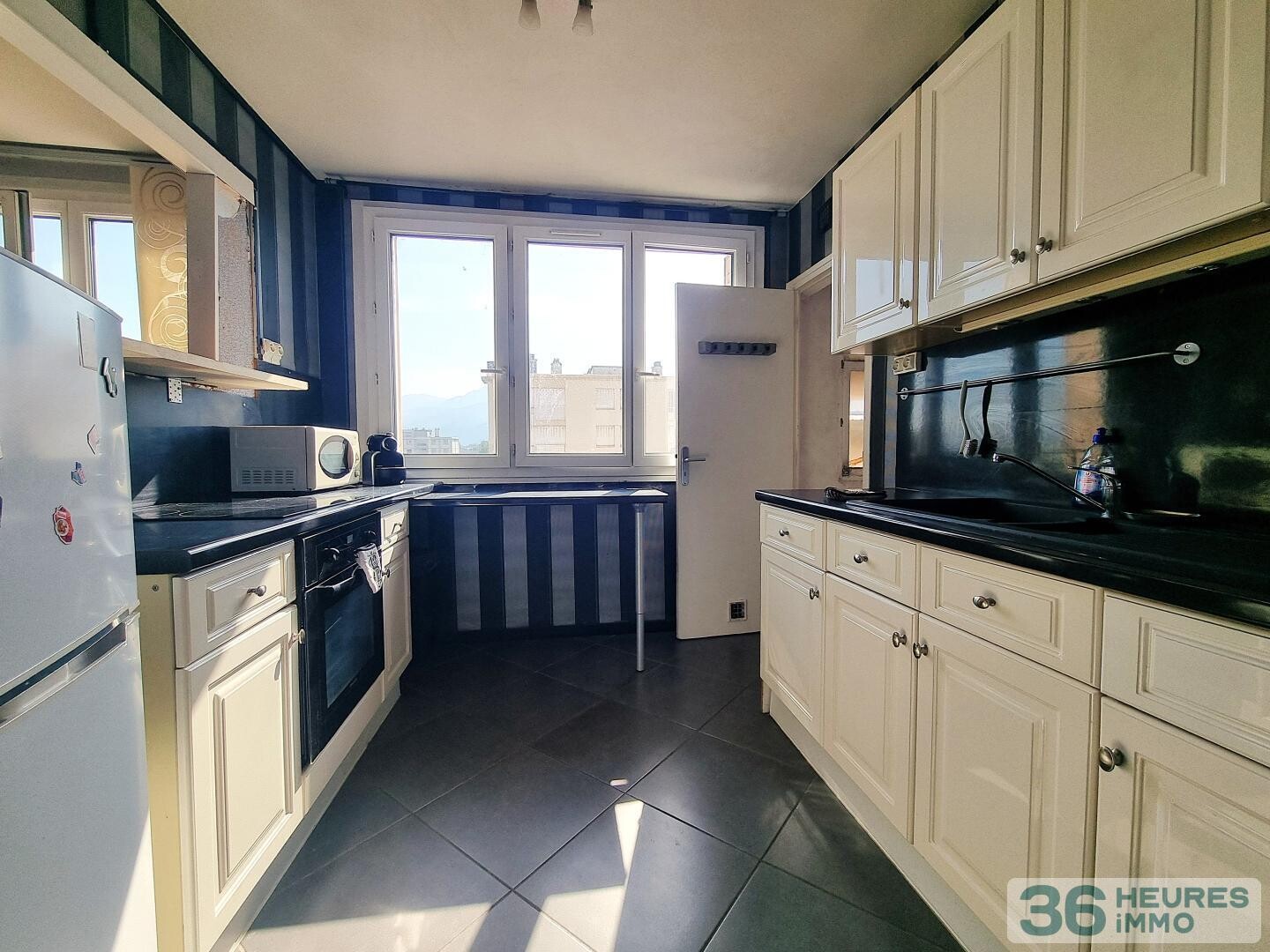 Lumineux T4 en étage élevé