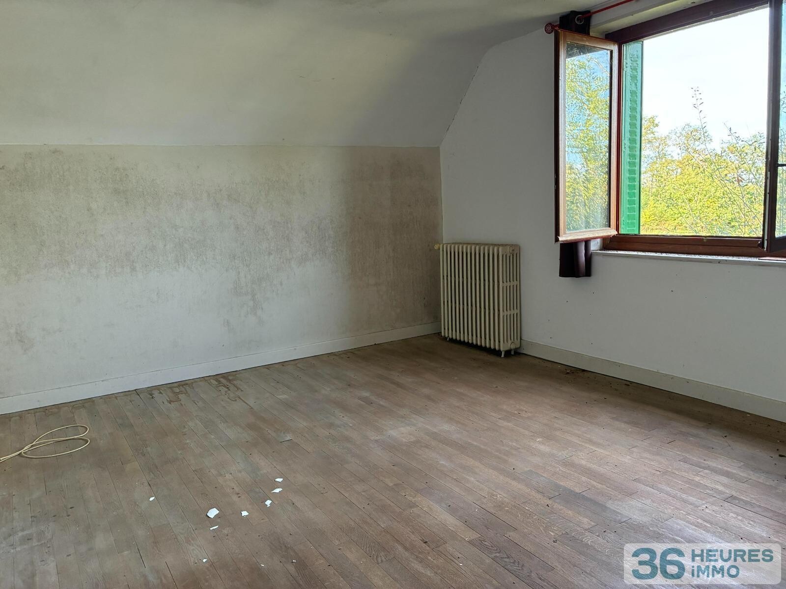 MAISON 6 PIECES - 135 M²