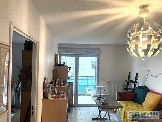 Dernier étage avec terrasse d'exception à deux pas de l'hôpital Jean Mermoz !