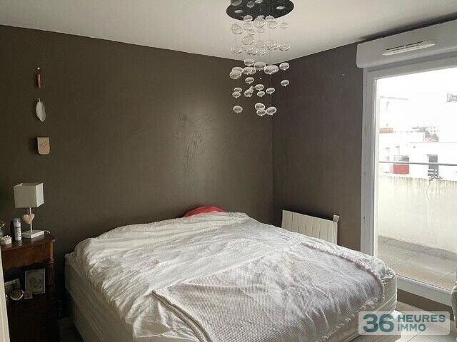 Dernier étage avec terrasse d'exception à deux pas de l'hôpital Jean Mermoz !