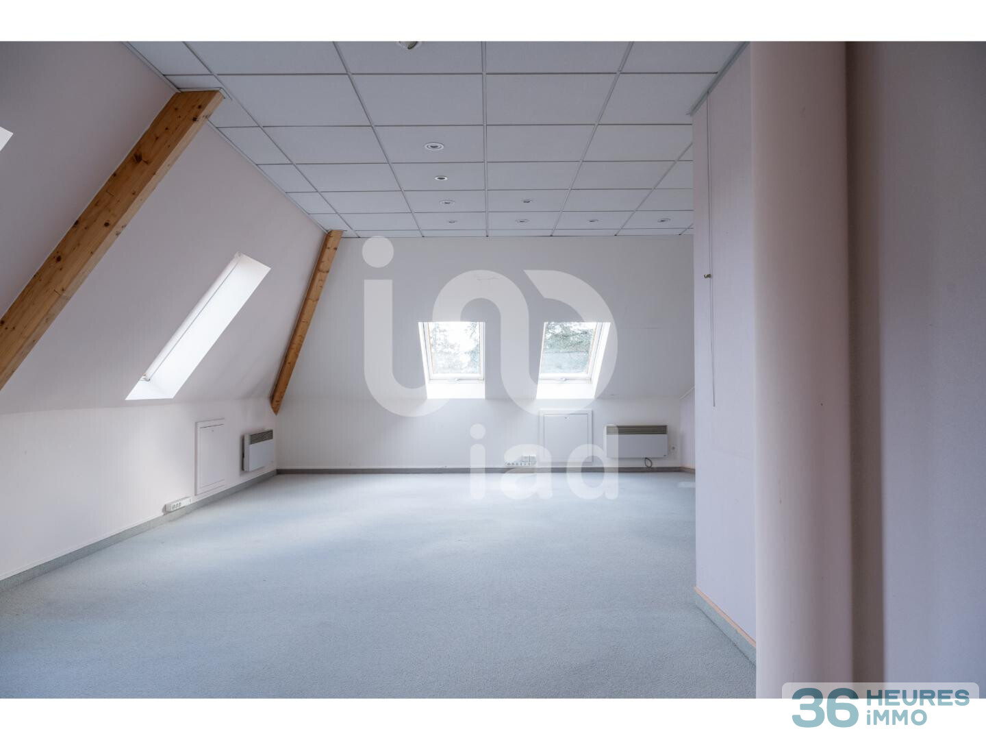 Situé à Albert (80), au sein d’un secteur économique établi, ensemble immobilier tertiaire indépendant.