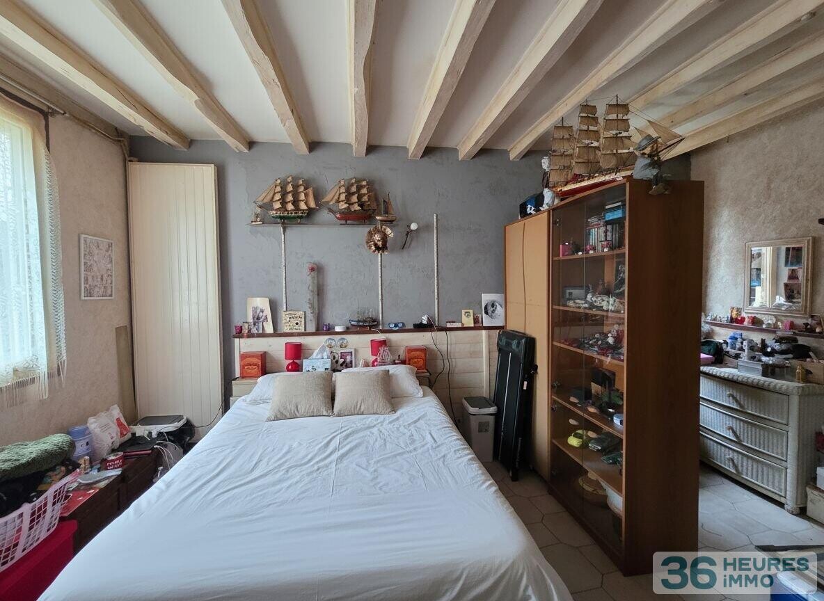   255 m² de terrain Opportunité à Saisir - Maison de Ville avec Beau Potentiel à Villaines-les-Rochers