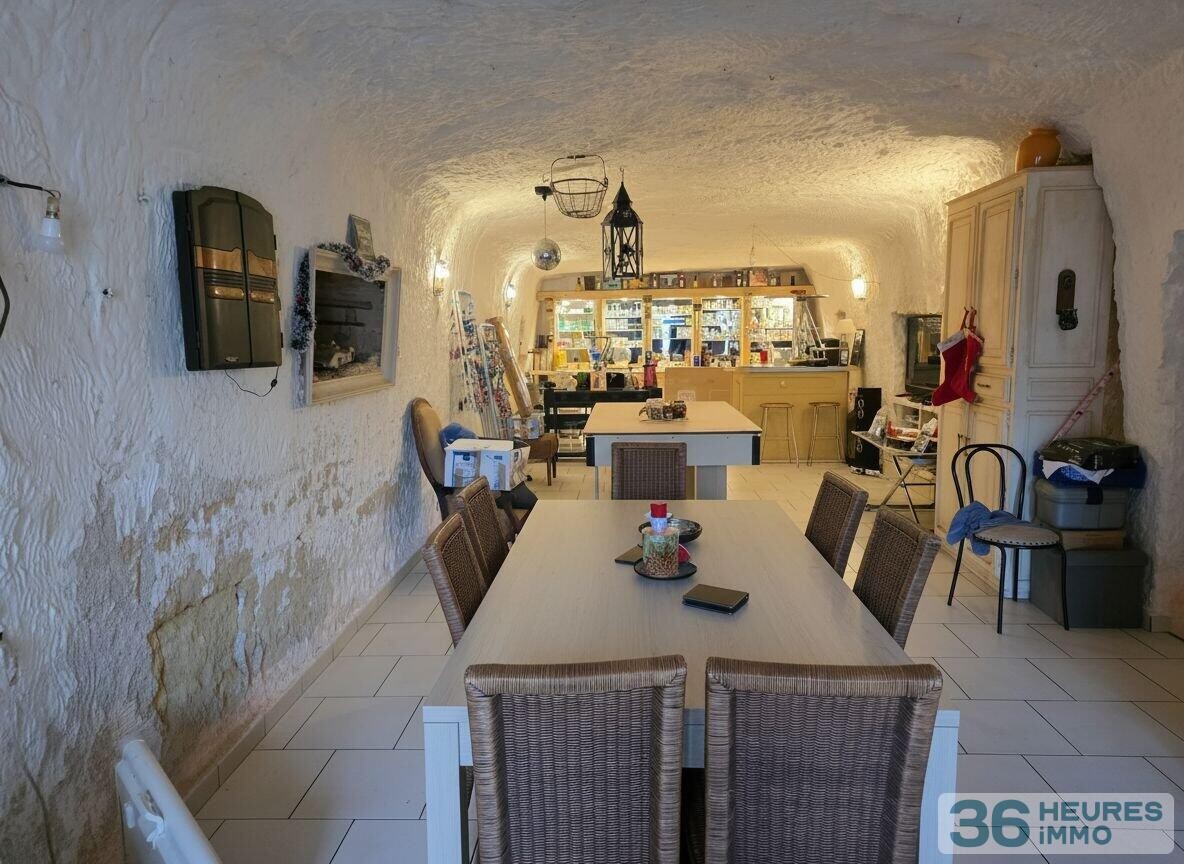   255 m² de terrain Opportunité à Saisir - Maison de Ville avec Beau Potentiel à Villaines-les-Rochers