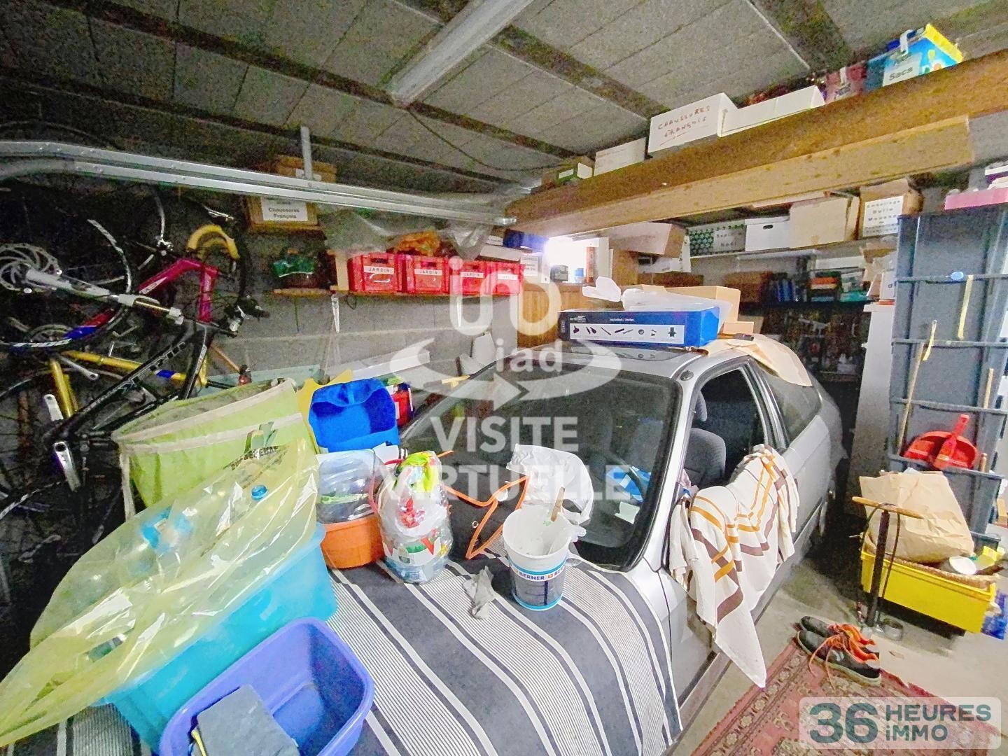 MAISON AVEC JARDIN 3 CHAMBRES SDE ET SDB DOUBLE GARAGE