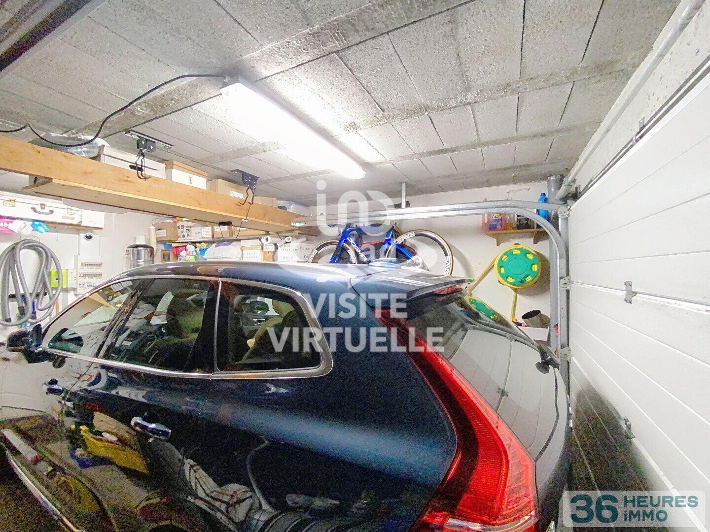 MAISON AVEC JARDIN 3 CHAMBRES SDE ET SDB DOUBLE GARAGE