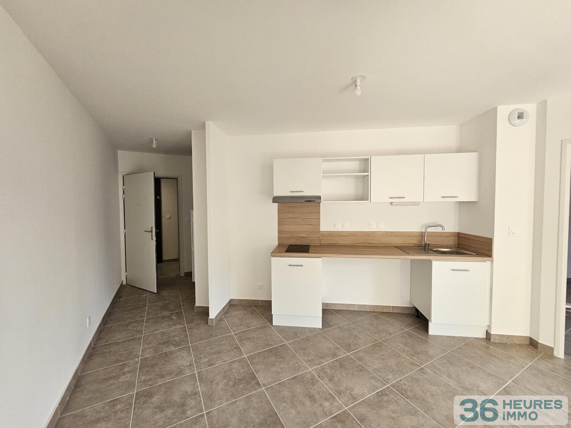 BALARUC LES BAINS T2 DE 39 M2 AVEC BALCON