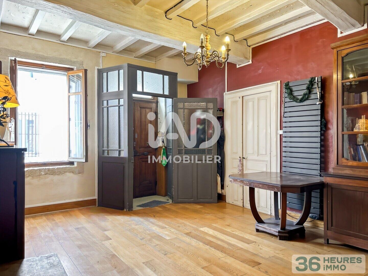 Beauvoisin - Maison de ville 226 m2 jardin garage et piscine