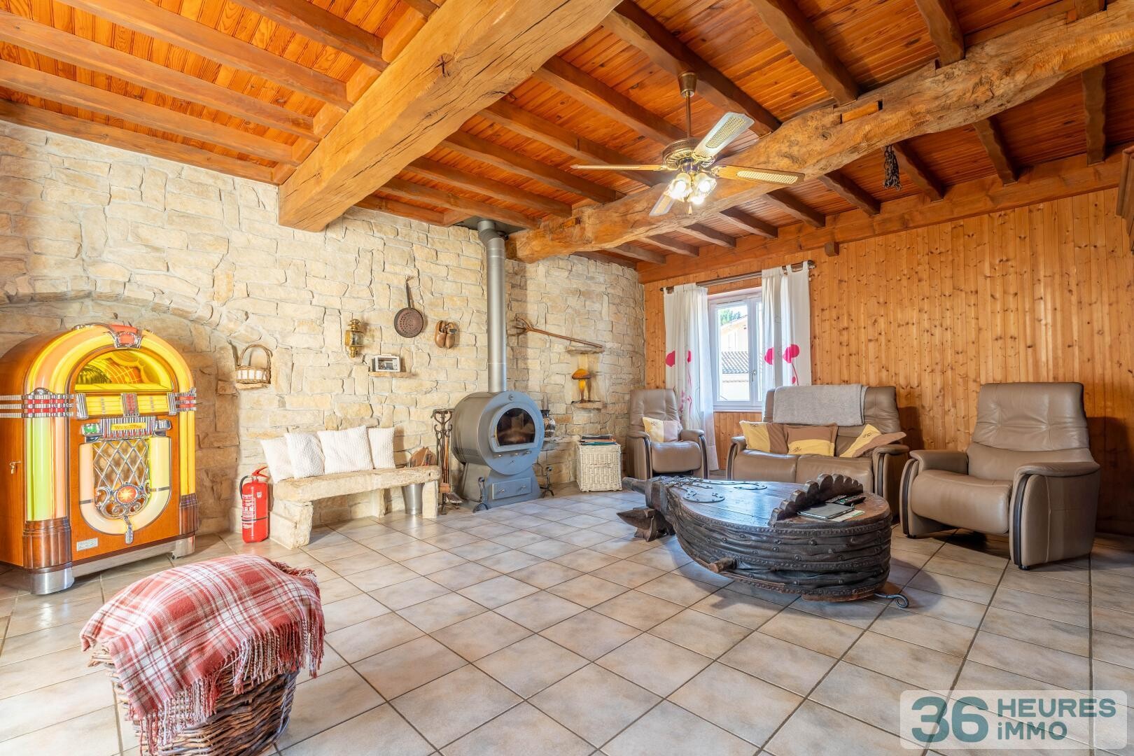 Maison Pusignan avec dépendances