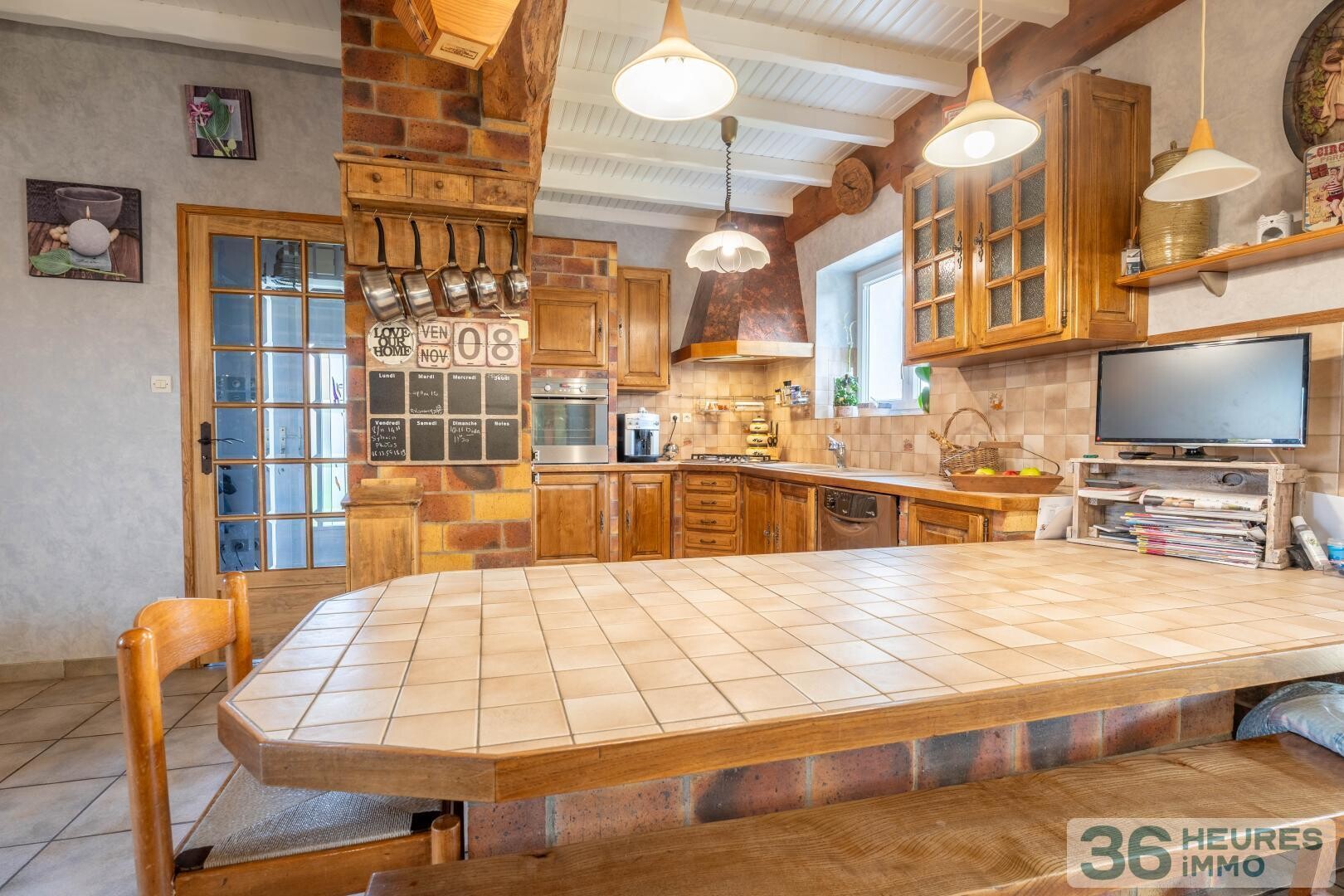 Maison Pusignan avec dépendances