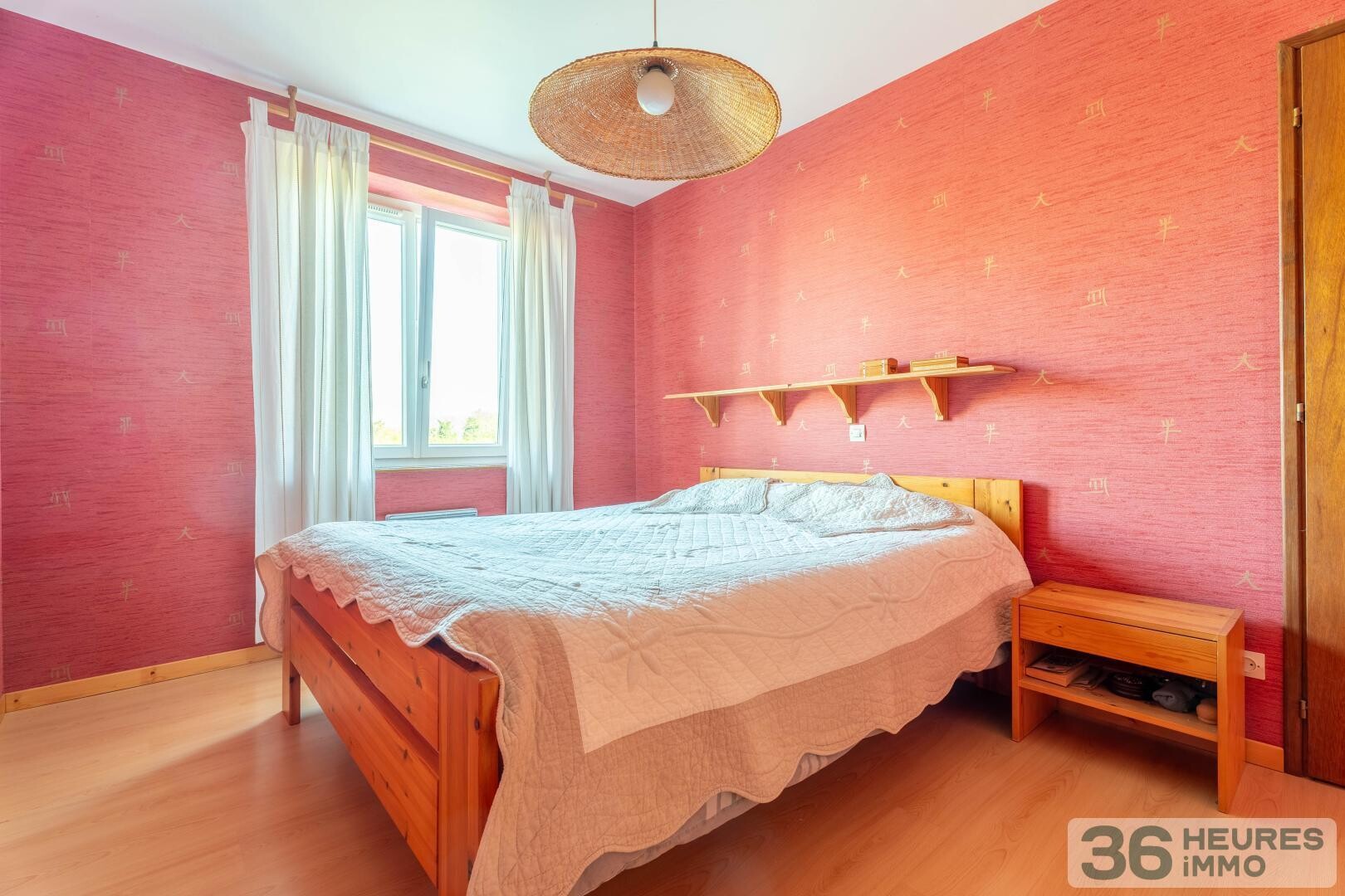 Maison Pusignan avec dépendances