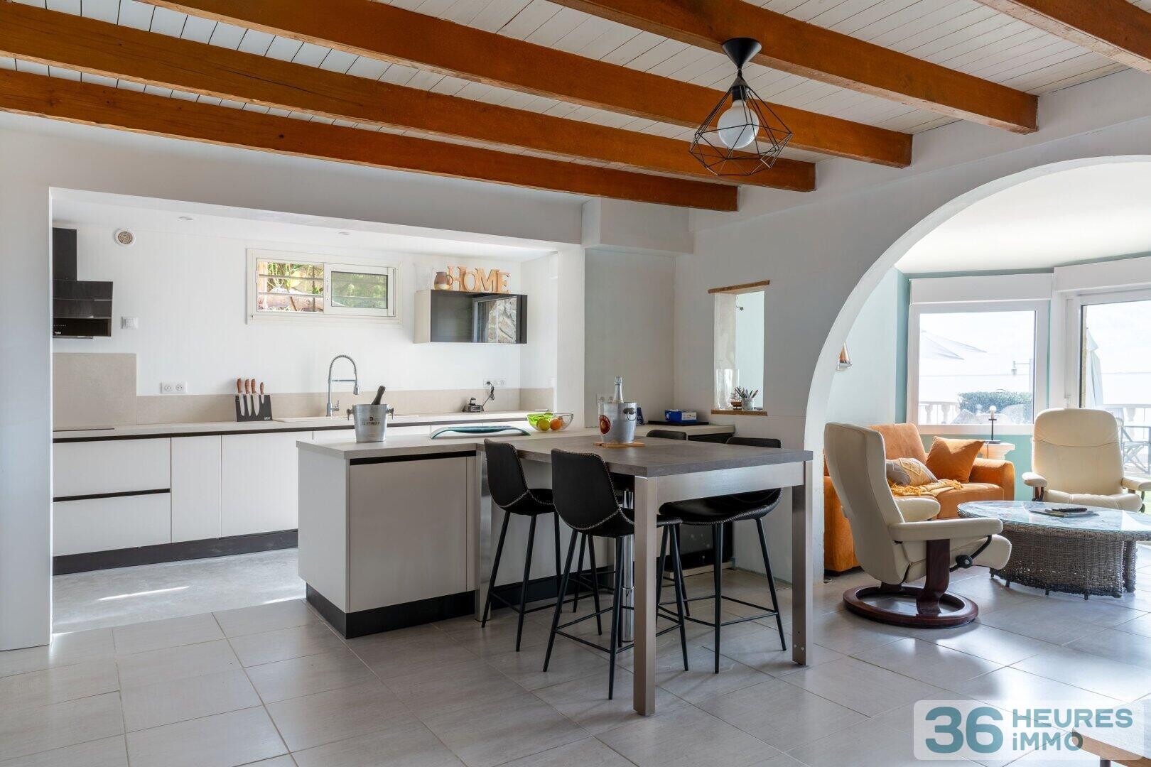 Villa d'exception avec chemin à flanc de falaise et grotte privée  - proche Royan vue Océan