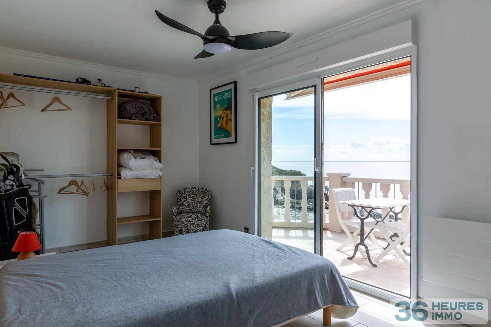 Villa d'exception avec chemin à flanc de falaise et grotte privée  - proche Royan vue Océan