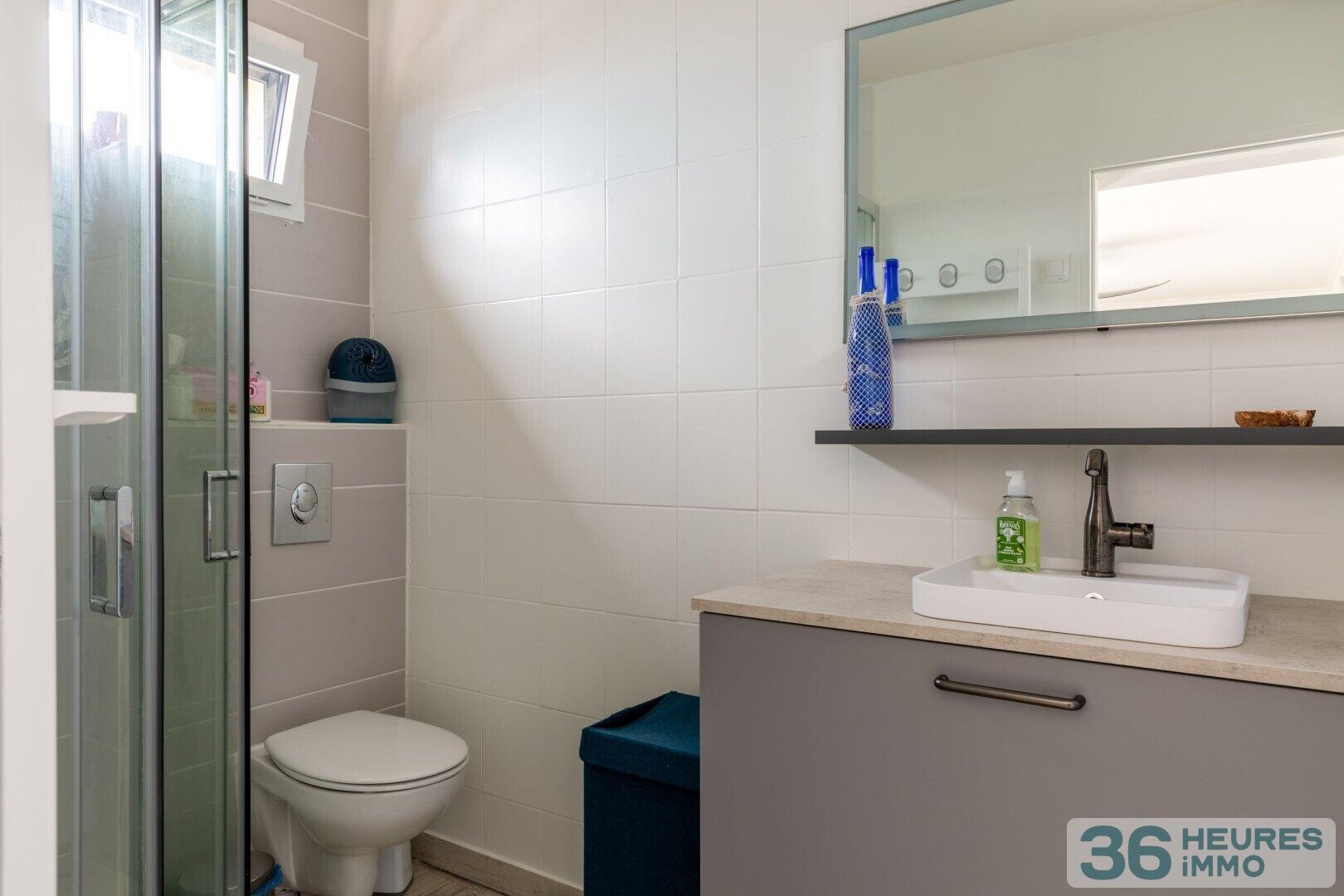 Villa d'exception avec chemin à flanc de falaise et grotte privée  - proche Royan vue Océan