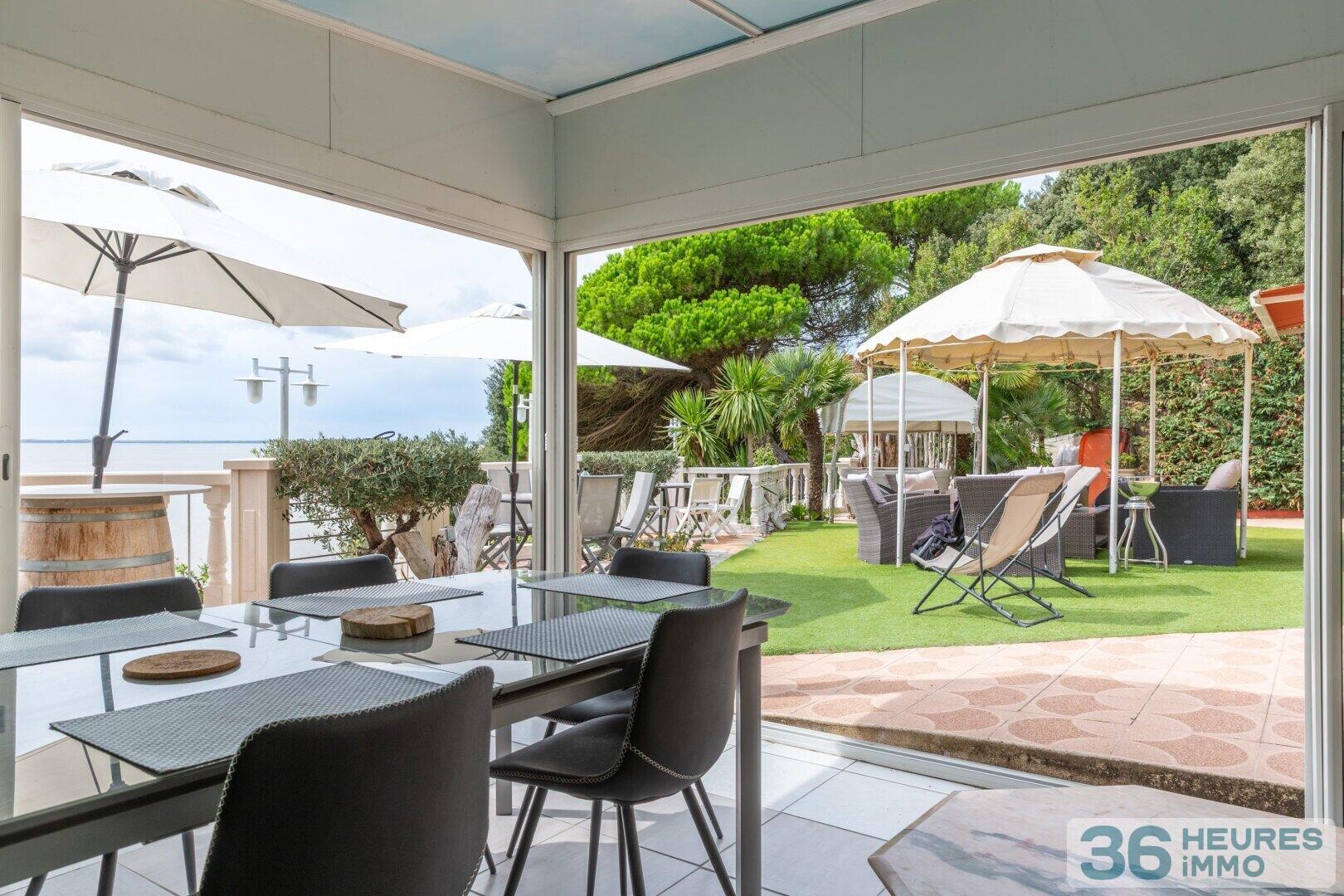 Villa d'exception avec chemin à flanc de falaise et grotte privée  - proche Royan vue Océan