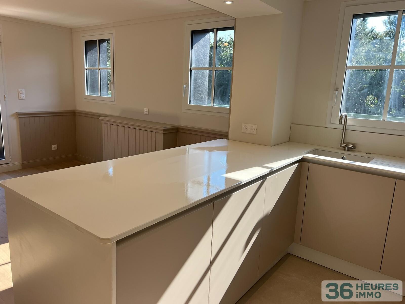 APPARTEMENT T4 DUPLEX PRESTIGE- PLAGE DE L'HORIZON-GRANDE TERRASSE-2 PLACES DE PARKING 