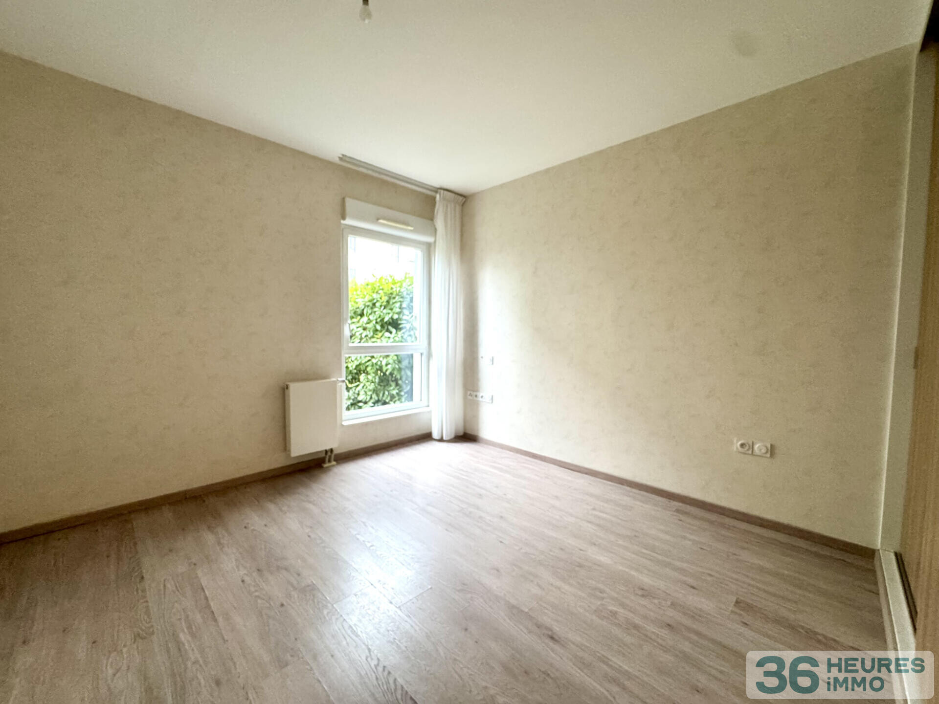 A PROXIMITE IMMEDIATE DE STRASBOURG F2 DANS RESIDENCE SENIORS